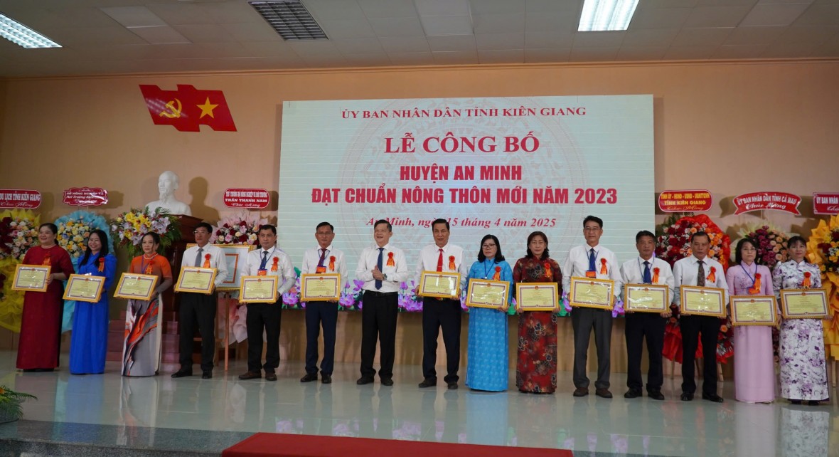 Kiên Giang: Huyện An Minh đạt chuẩn huyện nông thôn mới