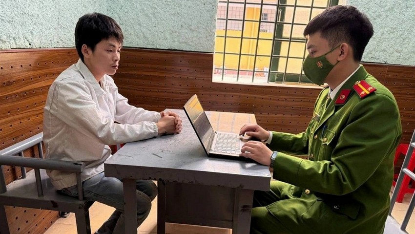 Dùng hình ảnh chuyển khoản giả để đi khắp nơi lừa đảo