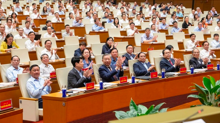 Các đại biểu dự Hội nghị Trung ương 11 khóa XIII (Ảnh: Đoàn Bắc). Các đại biểu dự Hội nghị Trung ương 11 khóa XIII (Ảnh: Đoàn Bắc).