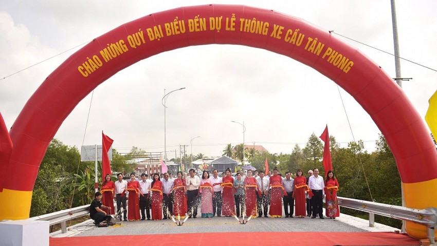 Tiền Giang: Thông xe cầu Tân Phong với tổng mức đầu tư hơn 239 tỷ đồng