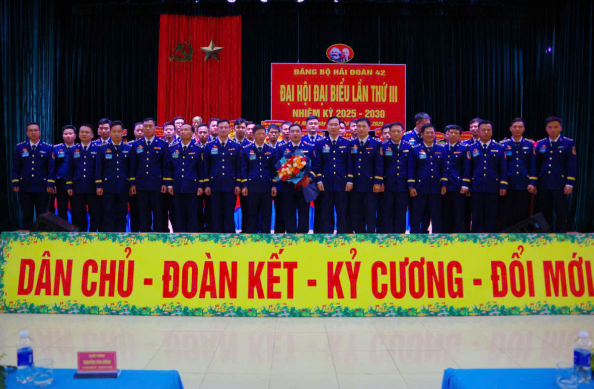Đại hội Đảng bộ Hải đoàn 42 nhiệm kỳ 2025-2030: Dân chủ - Đoàn kết - Kỷ cương - Đổi mới