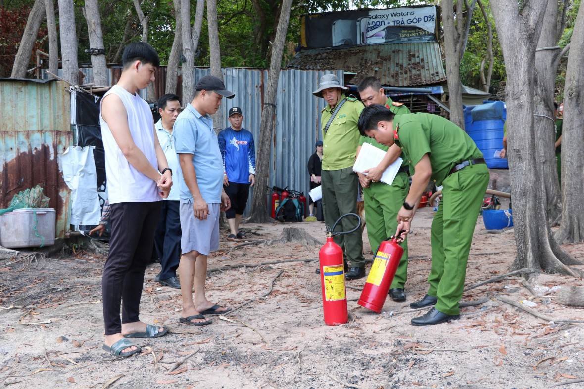 Công an tỉnh Kiên Giang kiểm tra toàn diện công tác phòng cháy, chữa cháy rừng tại Phú Quốc