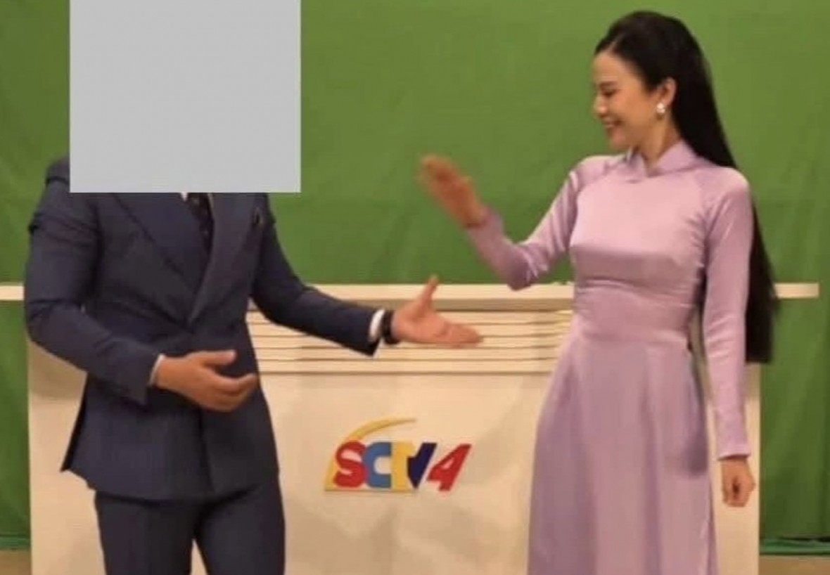 MC Bích Hồng trong một chương trình tại SCTV