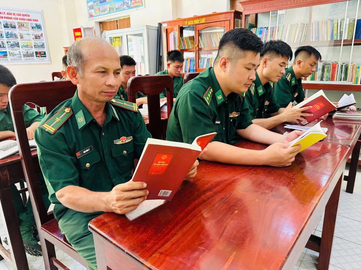 Bộ đội Biên phòng tỉnh An Giang hưởng ứng Ngày sách và văn hóa đọc Việt Nam