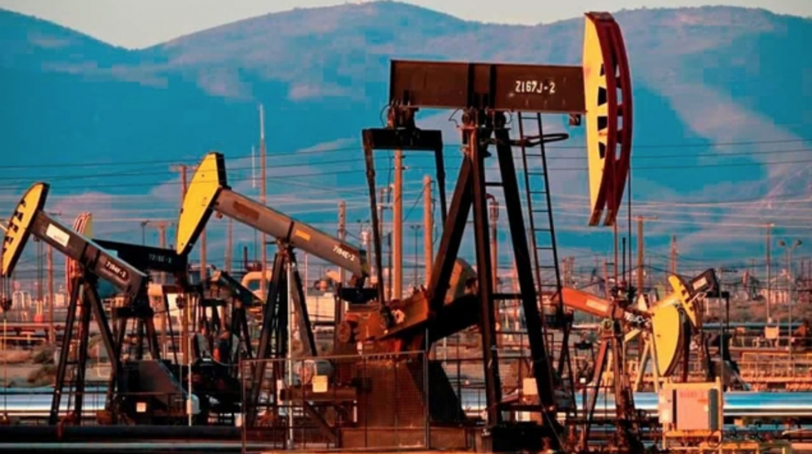 Mặt hàng dầu thô tăng mạnh dầu thô