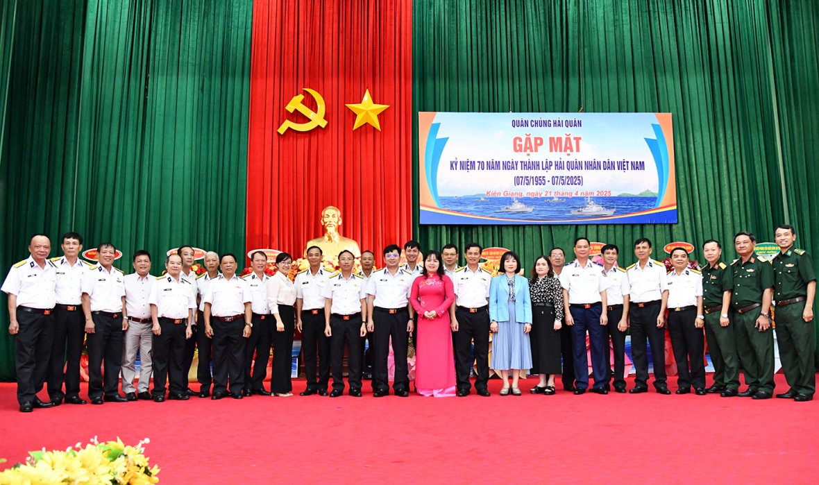 Quân chủng Hải quân gặp mặt Kỷ niệm 70 năm Ngày thành lập Hải quân Nhân dân Việt Nam