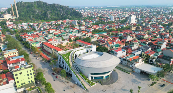 Trung tâm hành chính 3 tỉnh Ninh Bình, Hà Nam, Nam Định sau khi sáp nhập sẽ đặt tại TP Hoa Lư, Ninh Bình (Ảnh: Thái Bá).