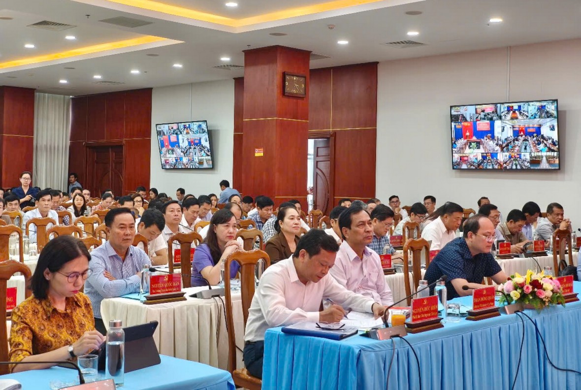 Cà Mau quán triệt, triển khai thực hiện Nghị quyết 57 của Bộ Chính trị Cà Mau quán triệt, triển khai thực hiện Nghị quyết 57 của Bộ Chính trị