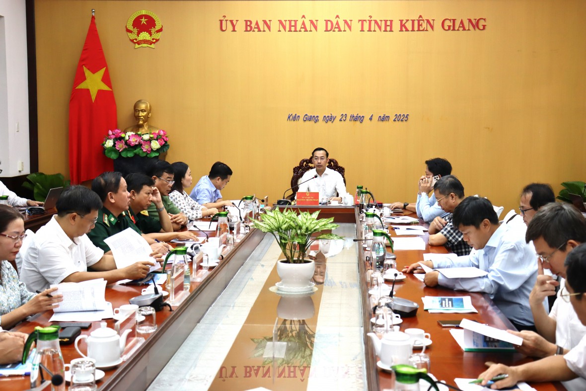 Định hướng phát triển Phú Quốc theo mô hình thành phố du lịch biển, đảo - dịch vụ - tài chính – công nghệ Định hướng phát triển Phú Quốc theo mô hình thành phố du lịch biển, đảo - dịch vụ - tài chính – công nghệ