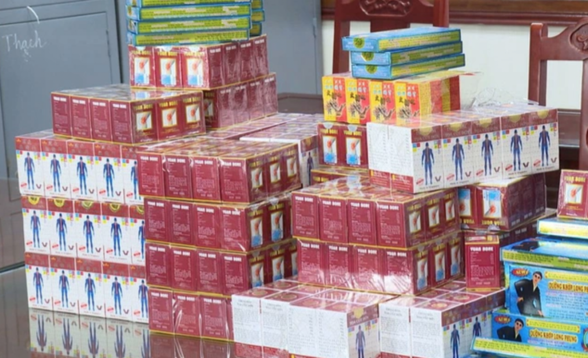 Tăng cường đấu tranh phòng chống thuốc, thực phẩm giả trên địa bàn Thủ đô