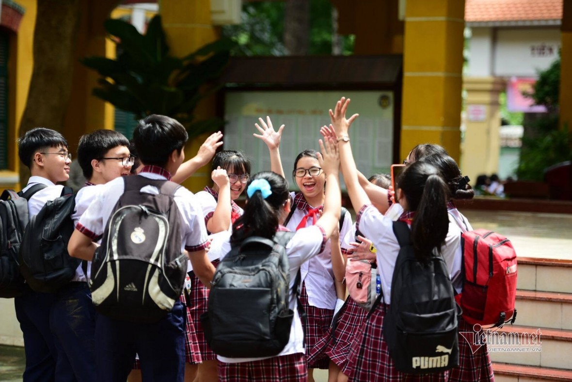 TP.HCM lên phương án chuyển trường công về UBND phường, xã quản lý