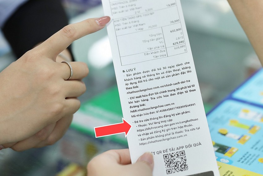 Chuỗi nhà thuốc đầu tiên tại Việt Nam minh bạch xuất xứ sản phẩm. Chuỗi nhà thuốc đầu tiên tại Việt Nam minh bạch xuất xứ sản phẩm.