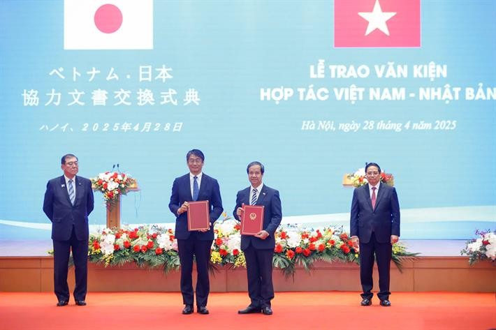 Từ năm 2025 đến 2034, triển khai dạy tiếng Nhật ở cấp phổ thông