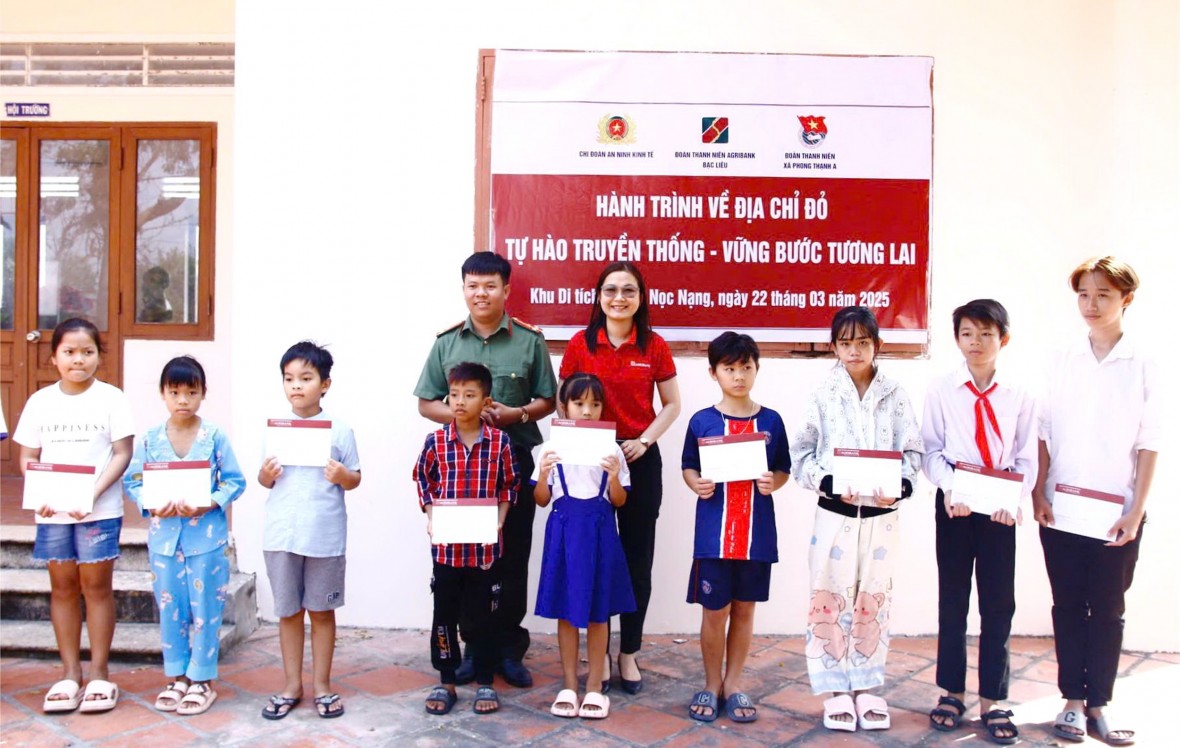 Nuôi dưỡng ước mơ đến trường cho học sinh ở Bạc Liêu