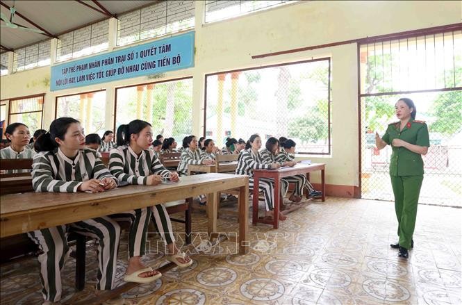 Đặc xá – mở ra “cuộc đời mới” cho người lầm lỗi