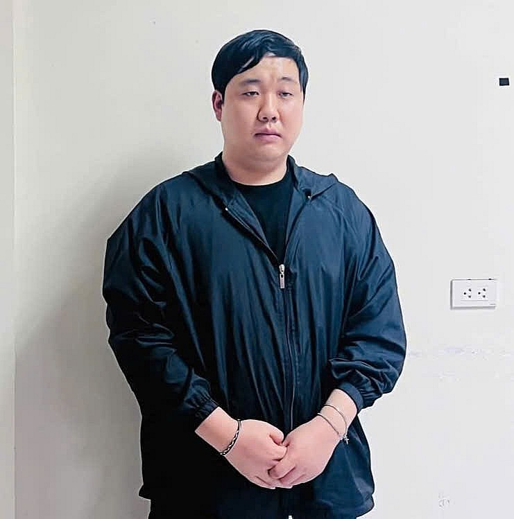 Đối tượng Kim JiWon.