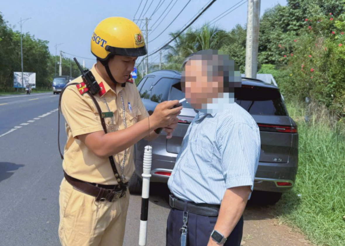 Đồng Nai: Xuyên lễ xử lý 852 trường hợp vi phạm giao thông