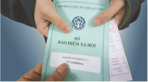 Từ 1-7, người đóng BHXH dưới 15 năm cũng được nhận tiền mỗi tháng. (Ảnh: Internet):