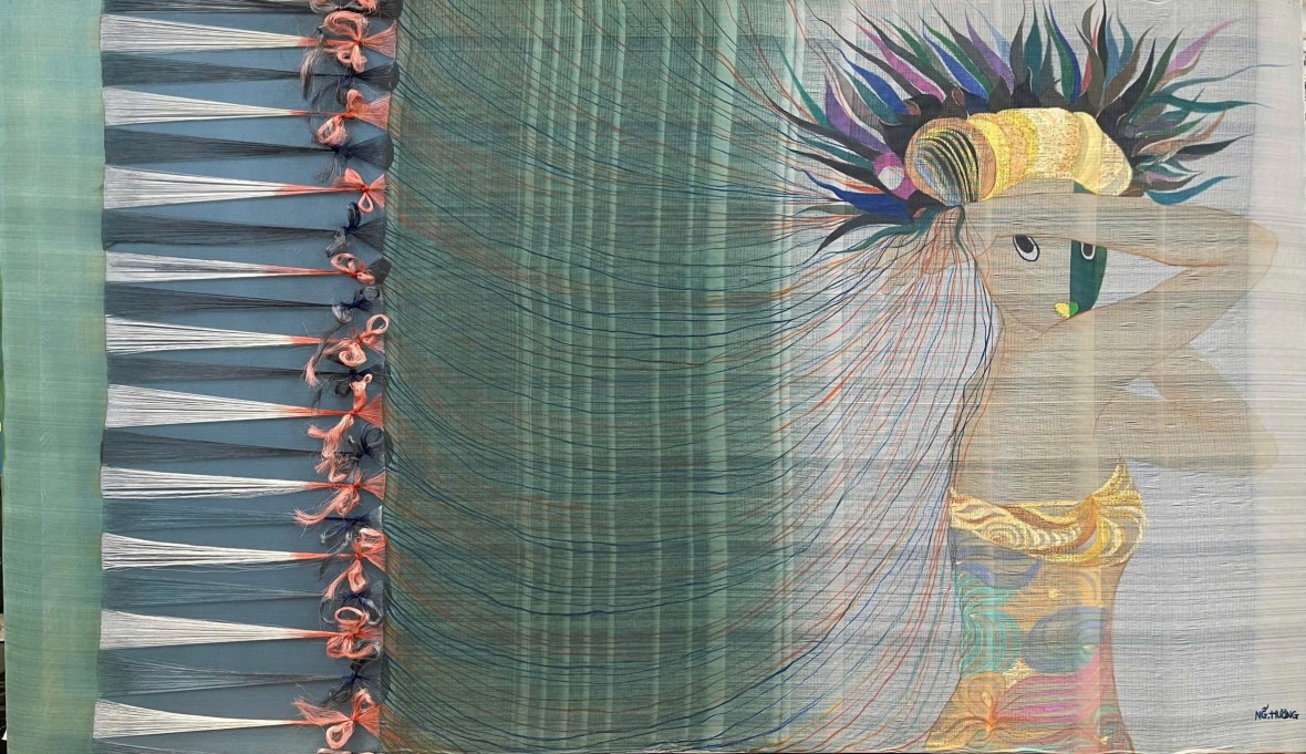 Sự táo bạo trong triển lãm tranh lụa 