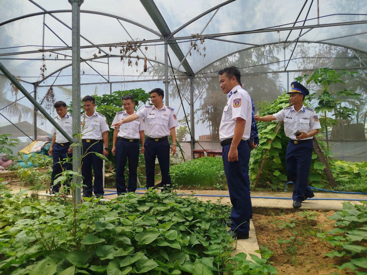 Hải đoàn 42 luôn quan tâm bảo đảm tốt hậu cần, đời sống cho cán bộ, chiến sĩ