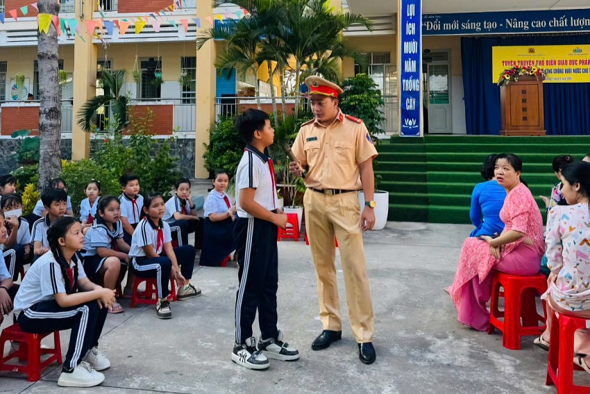 Qua các buổi tuyên truyền, các em học sinh nâng cao nhận thức, tiếp thu thêm nhiều kỹ năng giải pháp về phòng, chống đuối nước.