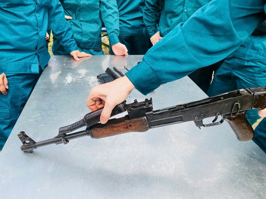 Cán bộ, viên chức Bộ Tư pháp tham gia huấn luyện tự vệ năm 2025