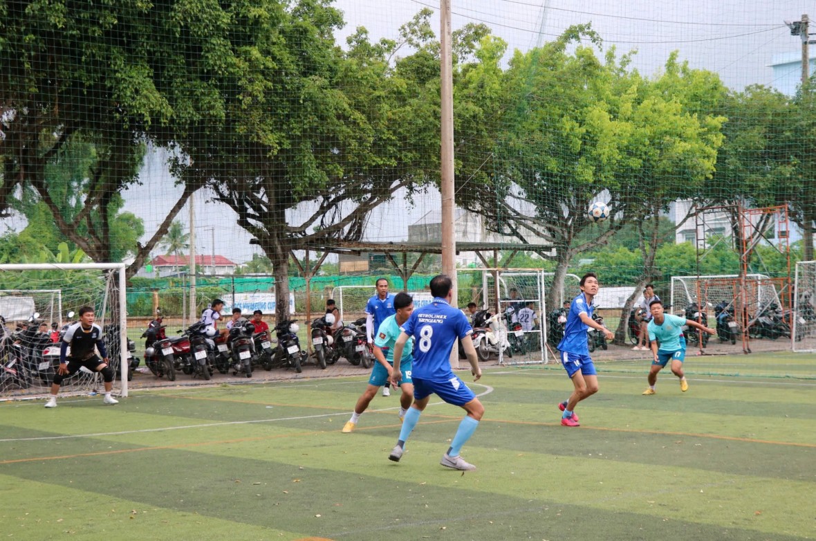 Công ty TNHH Xăng dầu Kiên Giang tổ chức Hội thao giao lưu chào mừng Tháng Công nhân năm 2025