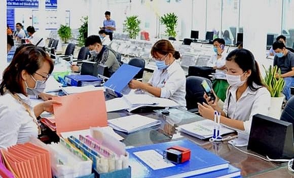Công điện của Thủ tướng về chế độ chính sách đối với cán bộ, công chức, viên chức, người lao động và lực lượng vũ trang