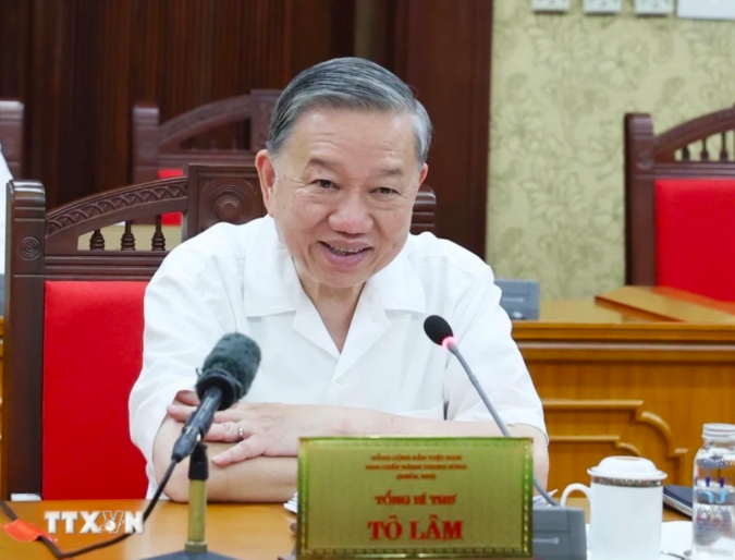 Tổng Bí thư Tô Lâm chủ trì họp Ban Bí thư về góp ý Dự thảo sửa đổi Hiến pháp 2013 (Ảnh: Thống Nhất/TTXVN).