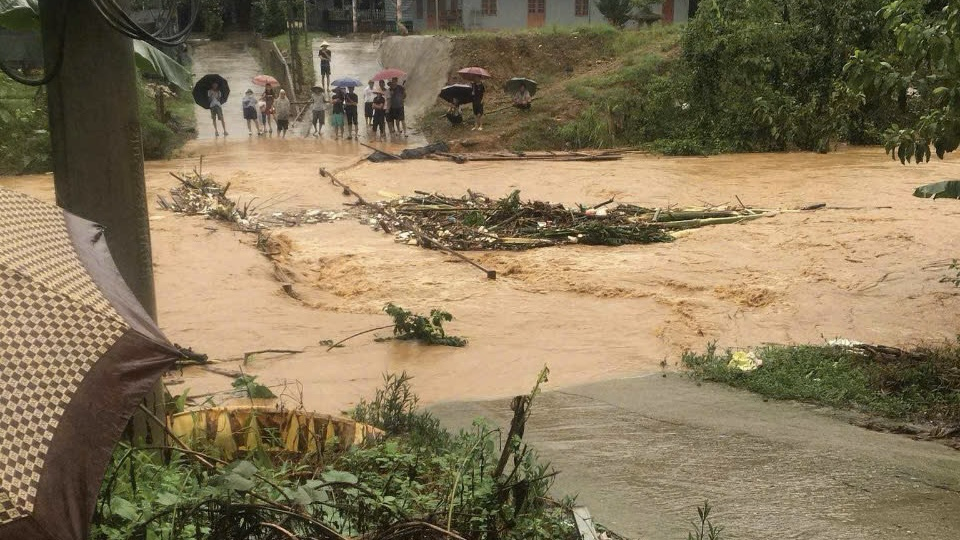 Yên Bái: Hiểm họa cây cầu xuống cấp, người dân lo lắng, bất an