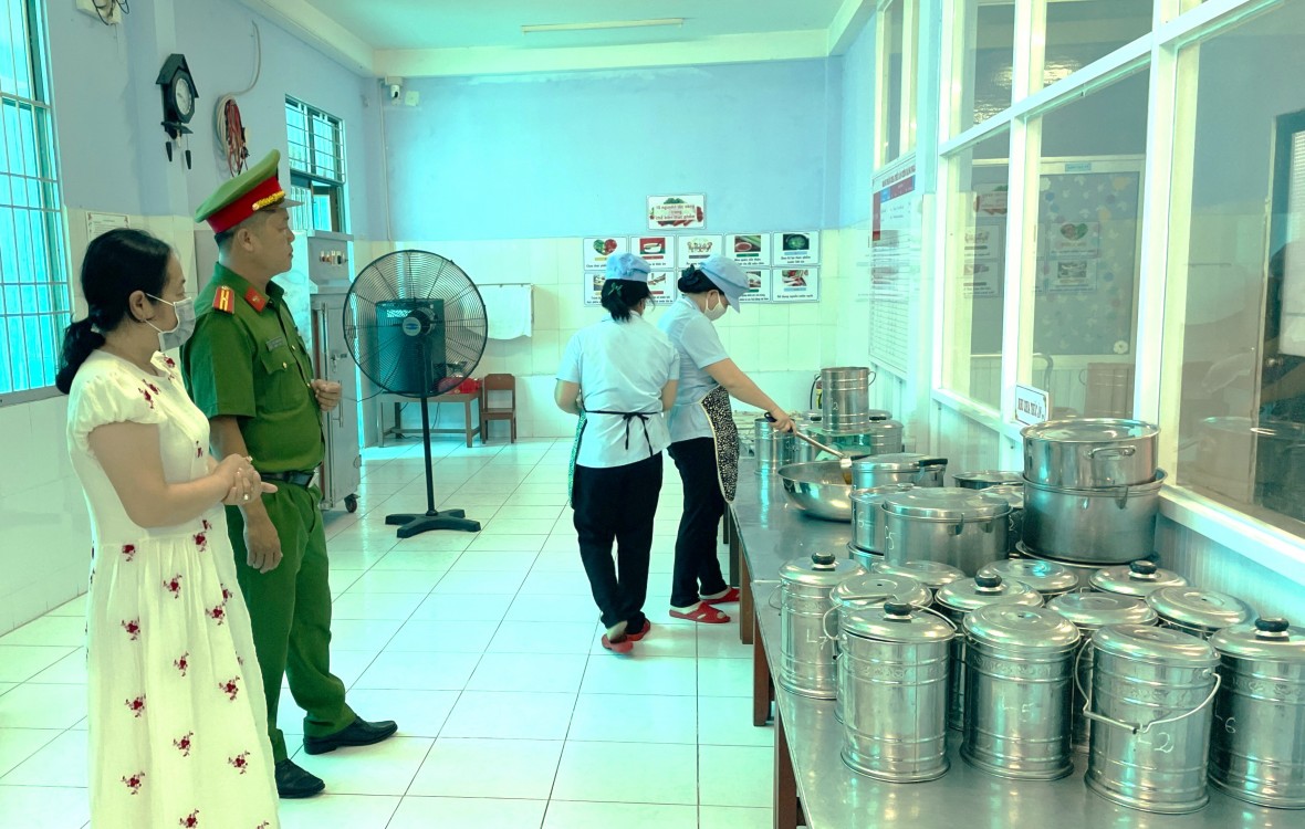 Công an Bạc Liêu triển khai kế hoạch Tháng hành động vì an toàn thực phẩm