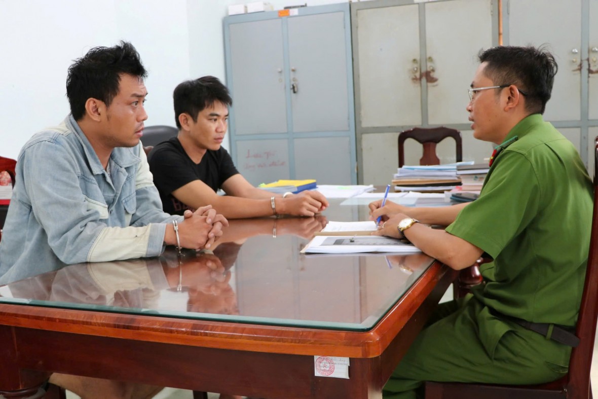 Tàng trữ trái phép chất ma tuý, 2 đối tượng tại Kiên Giang sa lưới pháp luật Tàng trữ trái phép chất ma tuý, 2 đối tượng tại Kiên Giang sa lưới pháp luật