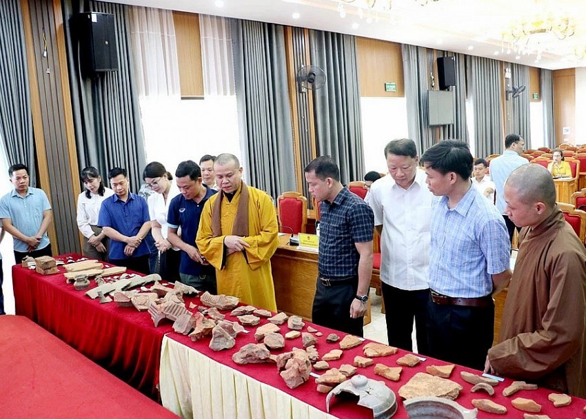 Hàng chục nghìn hiện vật cổ được phát hiện tại Hà Giang