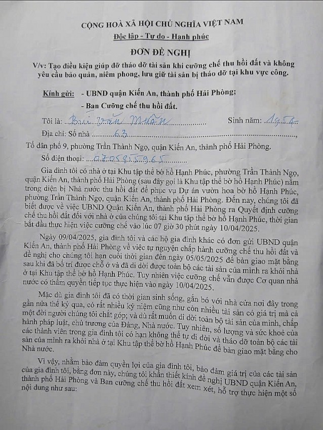 Đơn xin tự nguyện tháo dỡ của người dân được gửi đến UBND quận Kiến An nhưng không được chấp thuận.