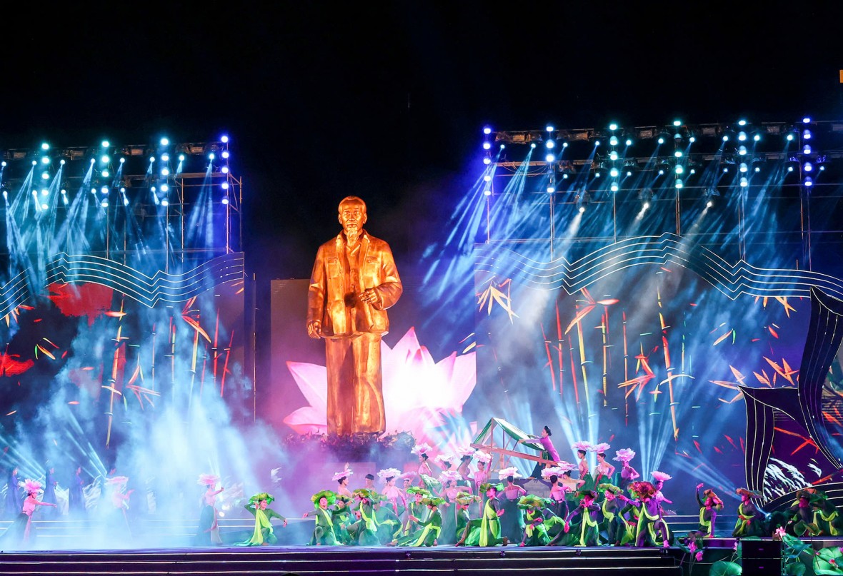 Chương trình nghệ thuật đặc sắc.