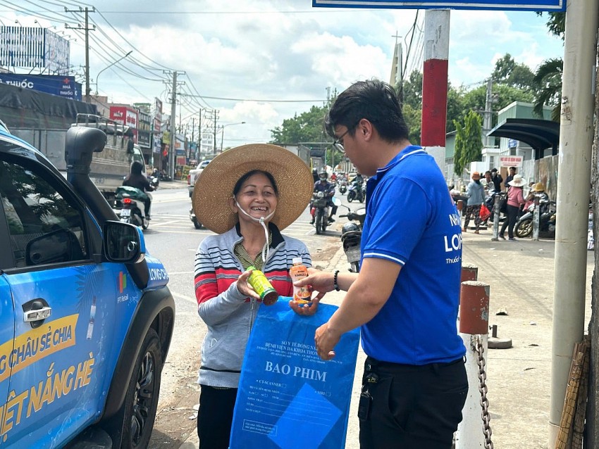 Nụ cười của mọi người chính là nguồn động lực vô giá với đội ngũ Long Châu.
