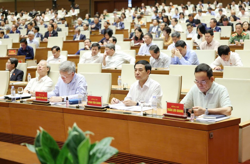 Chủ tịch Quốc hội: Đột ph&aacute; thể chế, đưa đất nước ph&aacute;t triển h&ugrave;ng cường, thịnh vượng ảnh 2