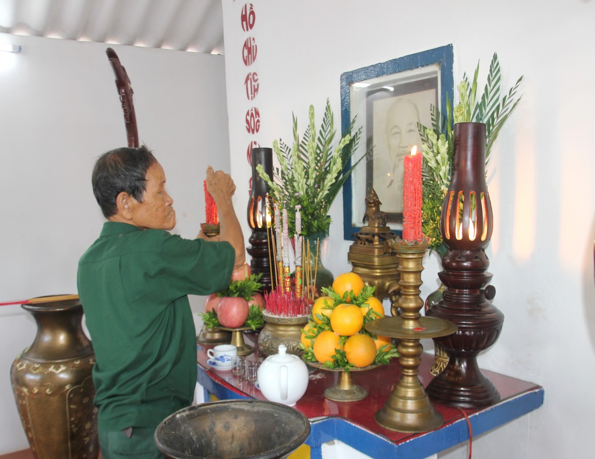 Về Bạc Liêu thăm 