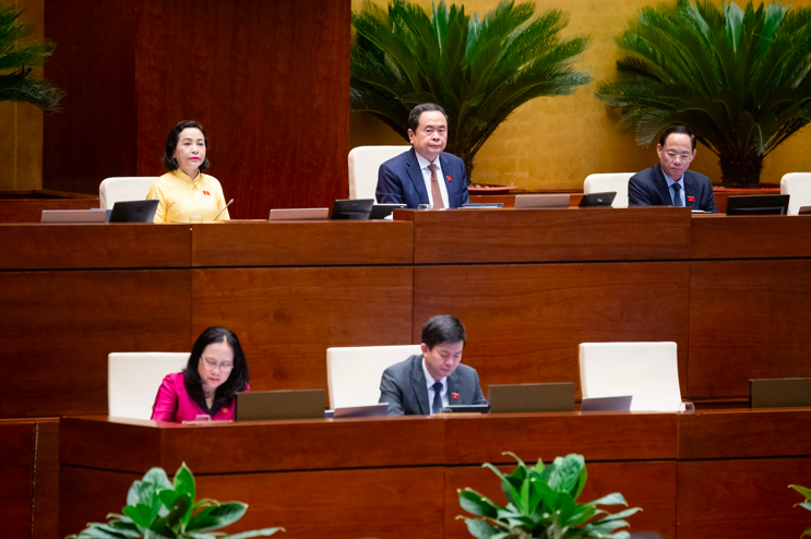 Quốc hội chốt rút ngắn nhiệm kỳ Quốc hội khóa XV và Hội đồng nhân dân các cấp nhiệm kỳ 2021 - 2026. Ảnh: Media Quốc hội