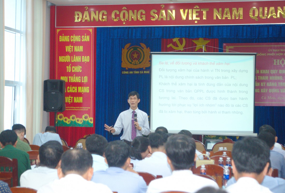 Cà Mau triển khai Quy định về kiểm soát quyền lực, phòng, chống tham nhũng, tiêu cực trong công tác xây dựng pháp luật Cà Mau triển khai Quy định về kiểm soát quyền lực, phòng, chống tham nhũng, tiêu cực trong công tác xây dựng pháp luật