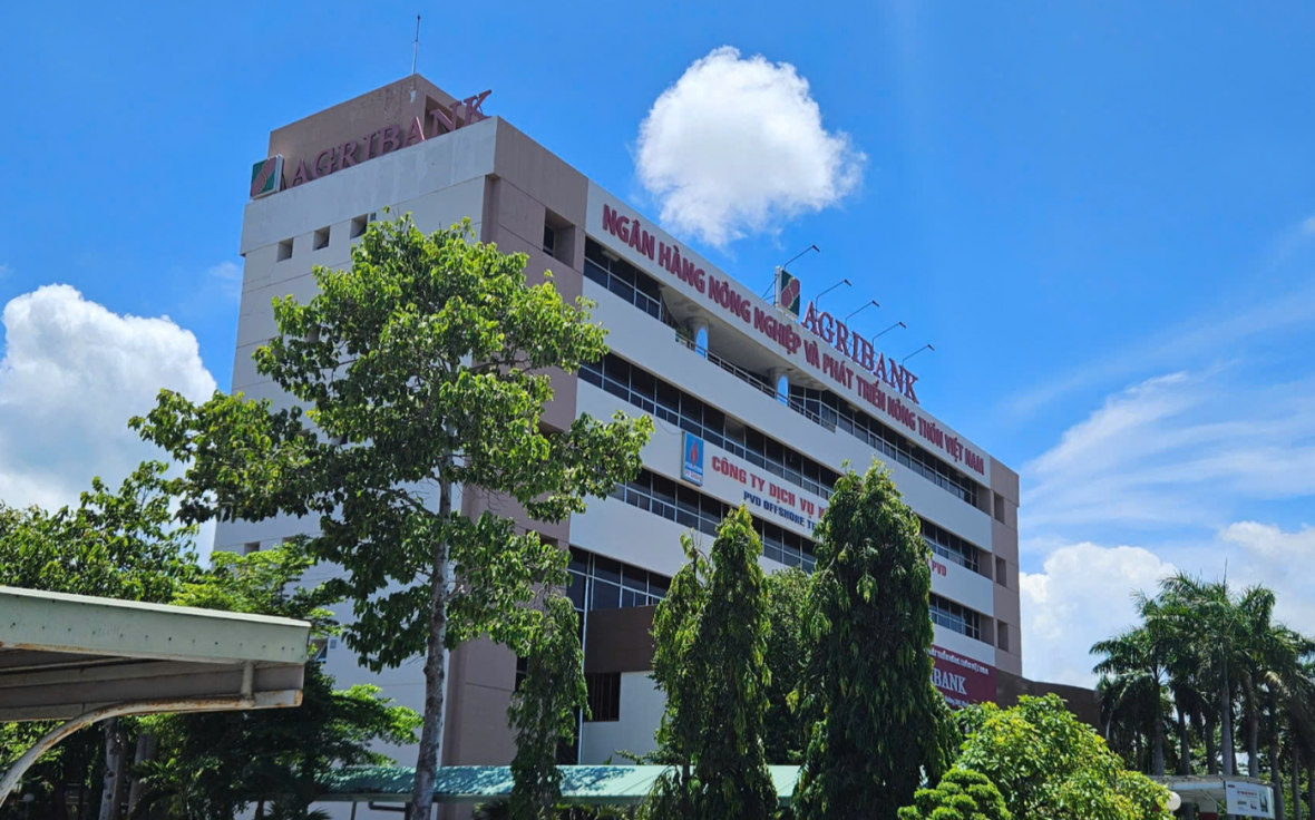 Ngăn chặn kịp thời cụ ông 71 tuổi ở Vũng Tàu suýt chuyển 6,7 tỉ đồng cho nhóm lừa đảo