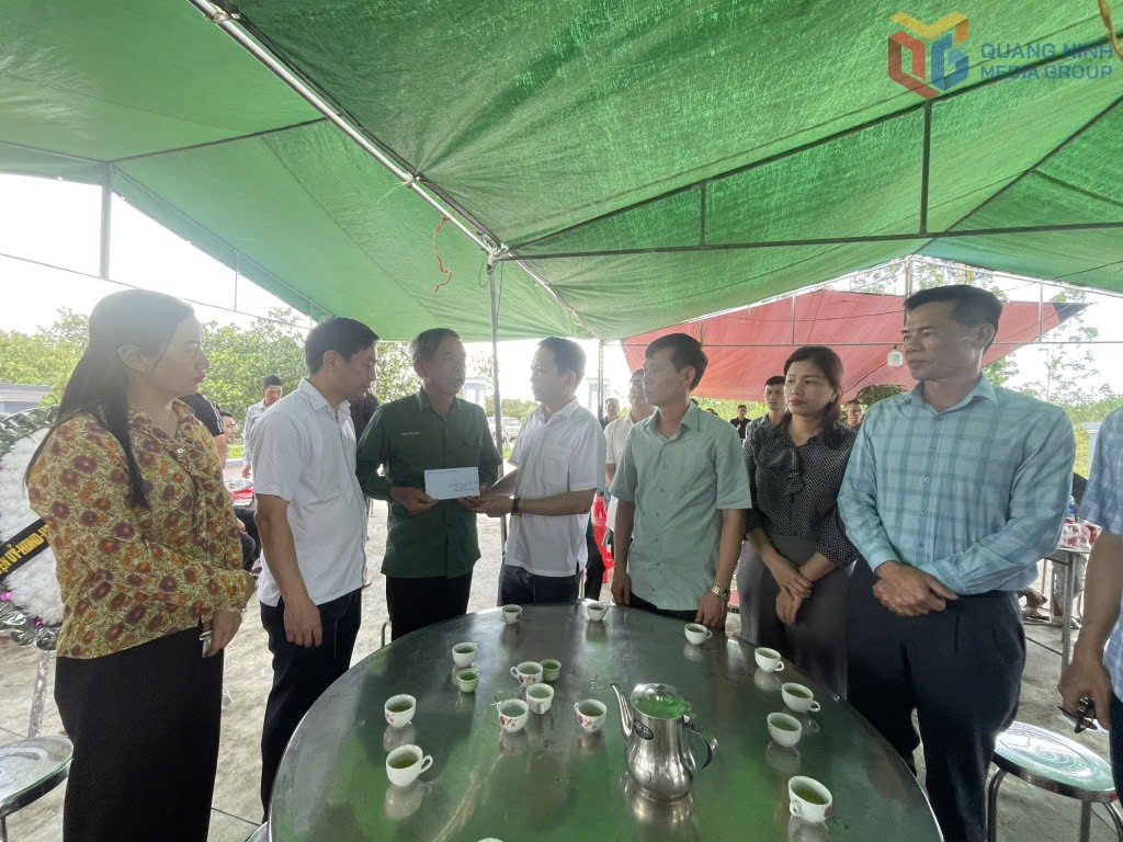 Tỉnh Quảng Ninh thăm hỏi, hỗ trợ gia đình nạn nhân bị tai nạn đuối nước