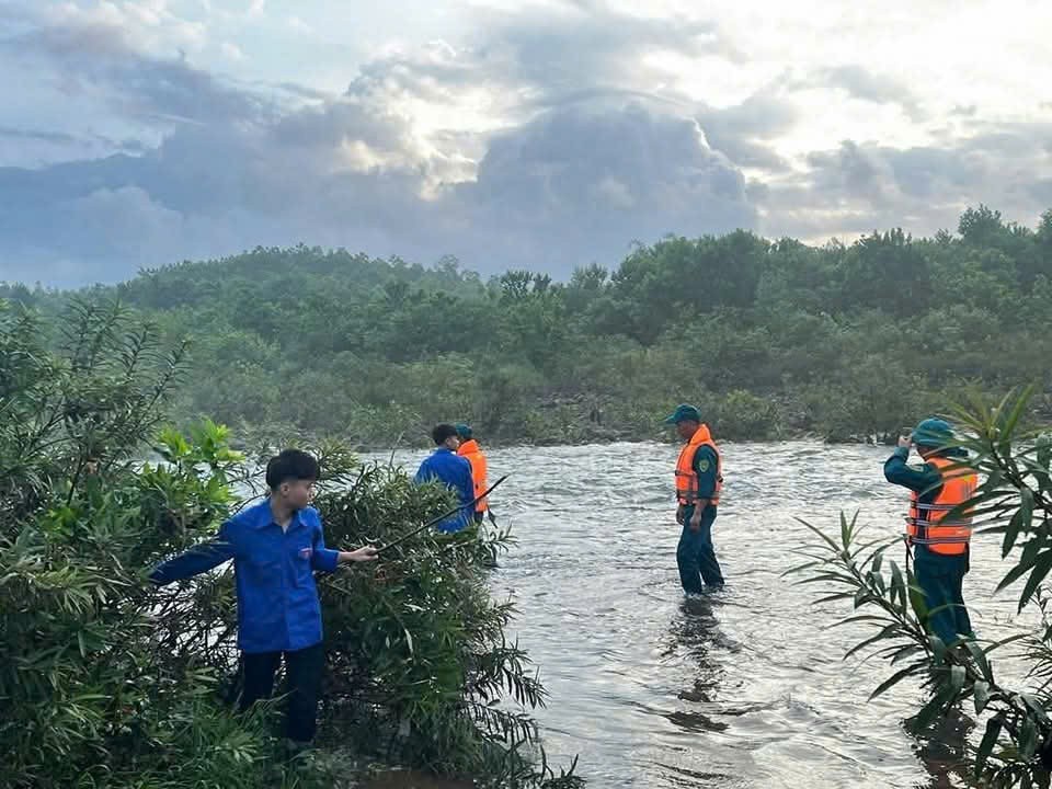 Tỉnh Quảng Ninh thăm hỏi, hỗ trợ gia đình nạn nhân bị tai nạn đuối nước