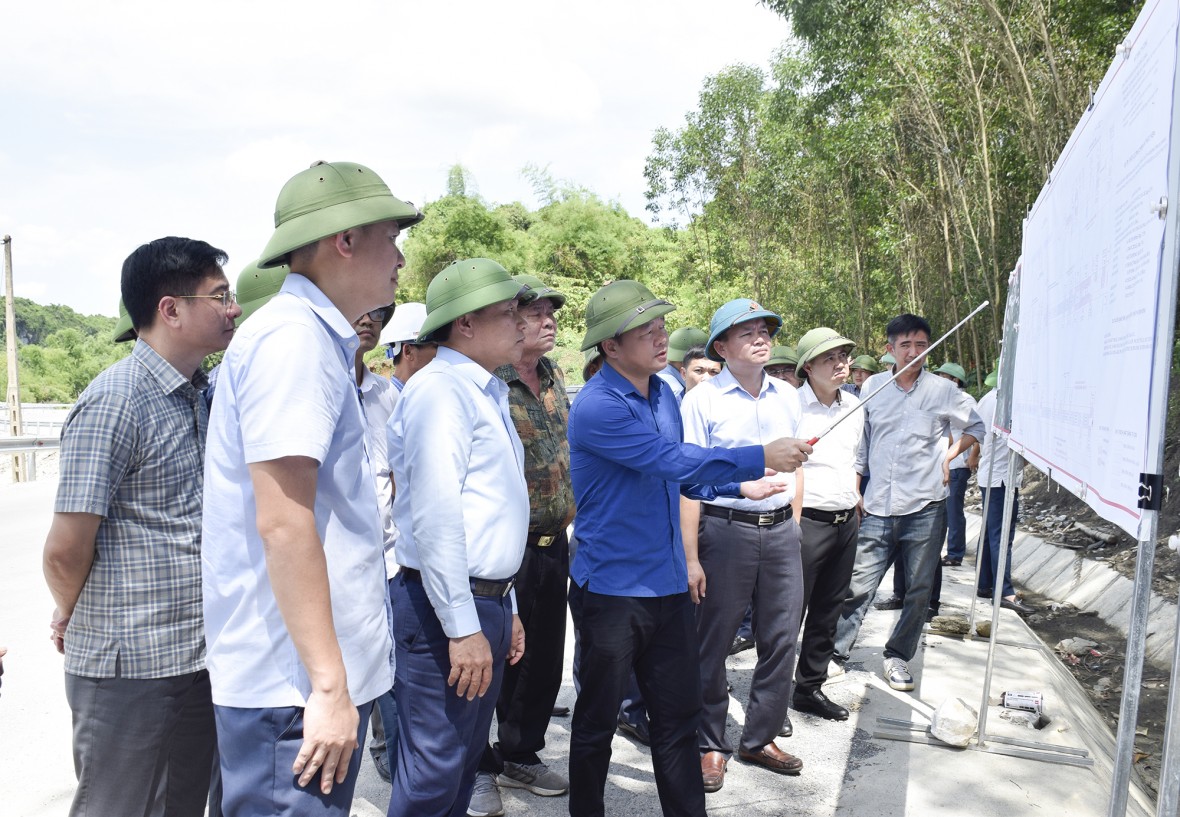 Lãnh đạo tỉnh Nghệ An chấn chỉnh kỷ cương, tăng cường trách nhiệm, khắc phục hạn chế, tạo lập môi trường kinh doanh.