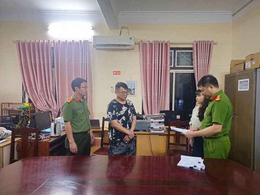 Các đối tượng trong đường dây.