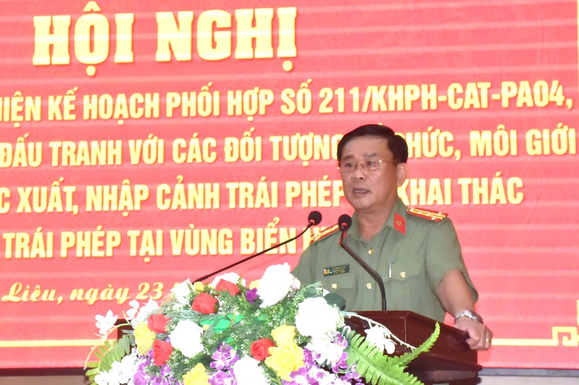 Công an 10 tỉnh, thành phố phía Nam tăng cường công tác phối hợp chống khai thác IUU