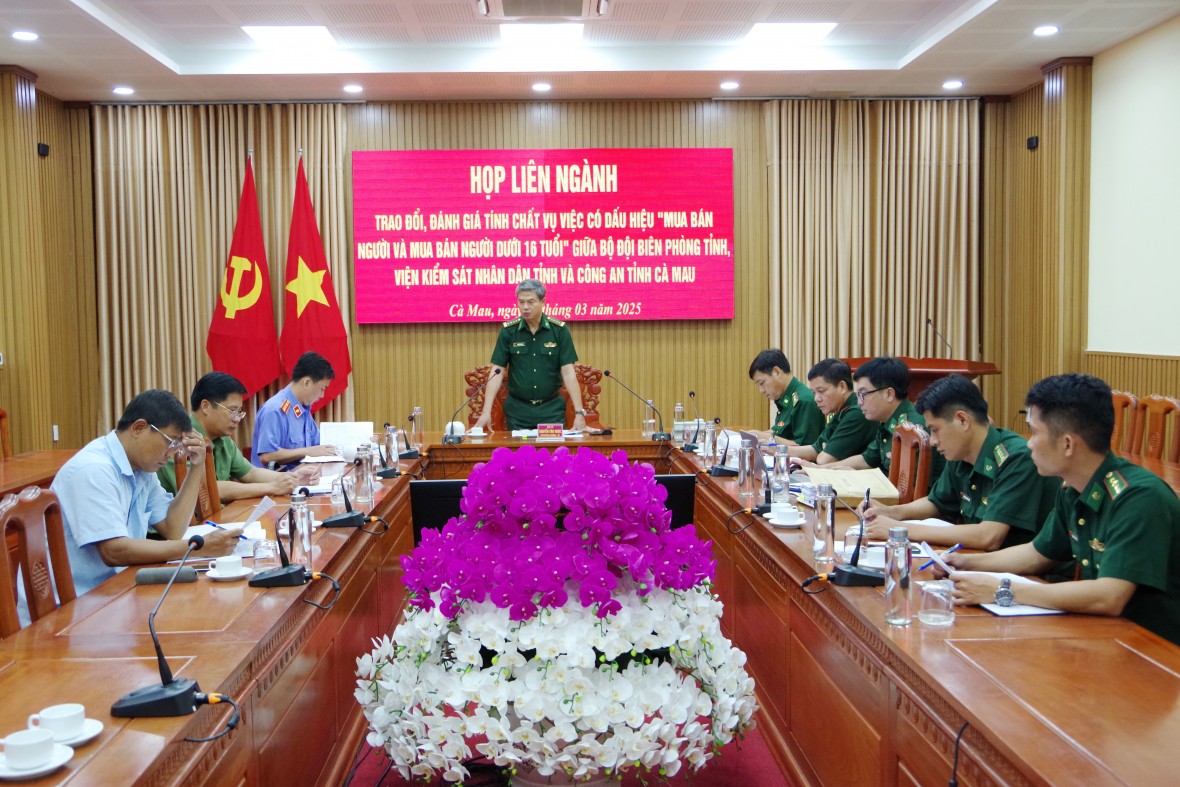 Bộ Tư lệnh BĐBP trao thưởng cho Biên phòng Cà Mau trong đấu tranh chống mua bán người