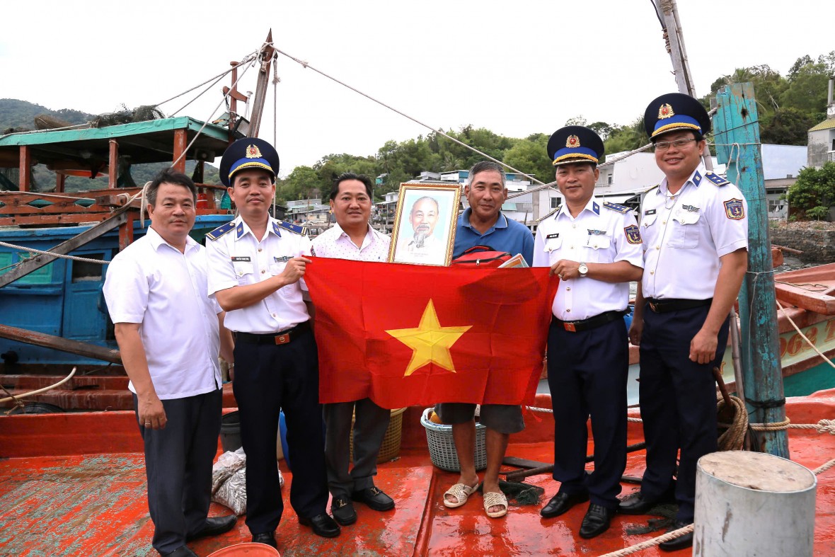 Đảng bộ Vùng Cảnh sát biển 4: Xây dựng nền tảng 