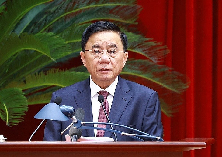 Thường trực Ban Bí thư Trần Cẩm Tú. Thường trực Ban Bí thư Trần Cẩm Tú.