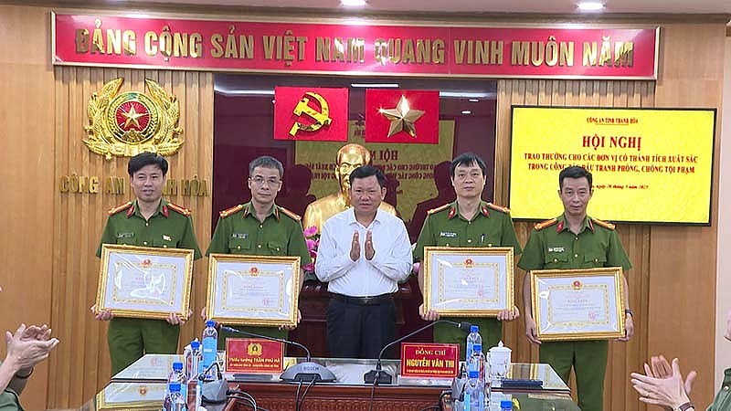 Thanh Hóa khen thưởng các cá nhân và tập thể đạt thành tích xuất sắc trong đấu tranh phòng, chống tội phạm